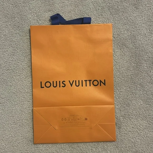 Authentic LV shipping bag - Picture 3 of 3